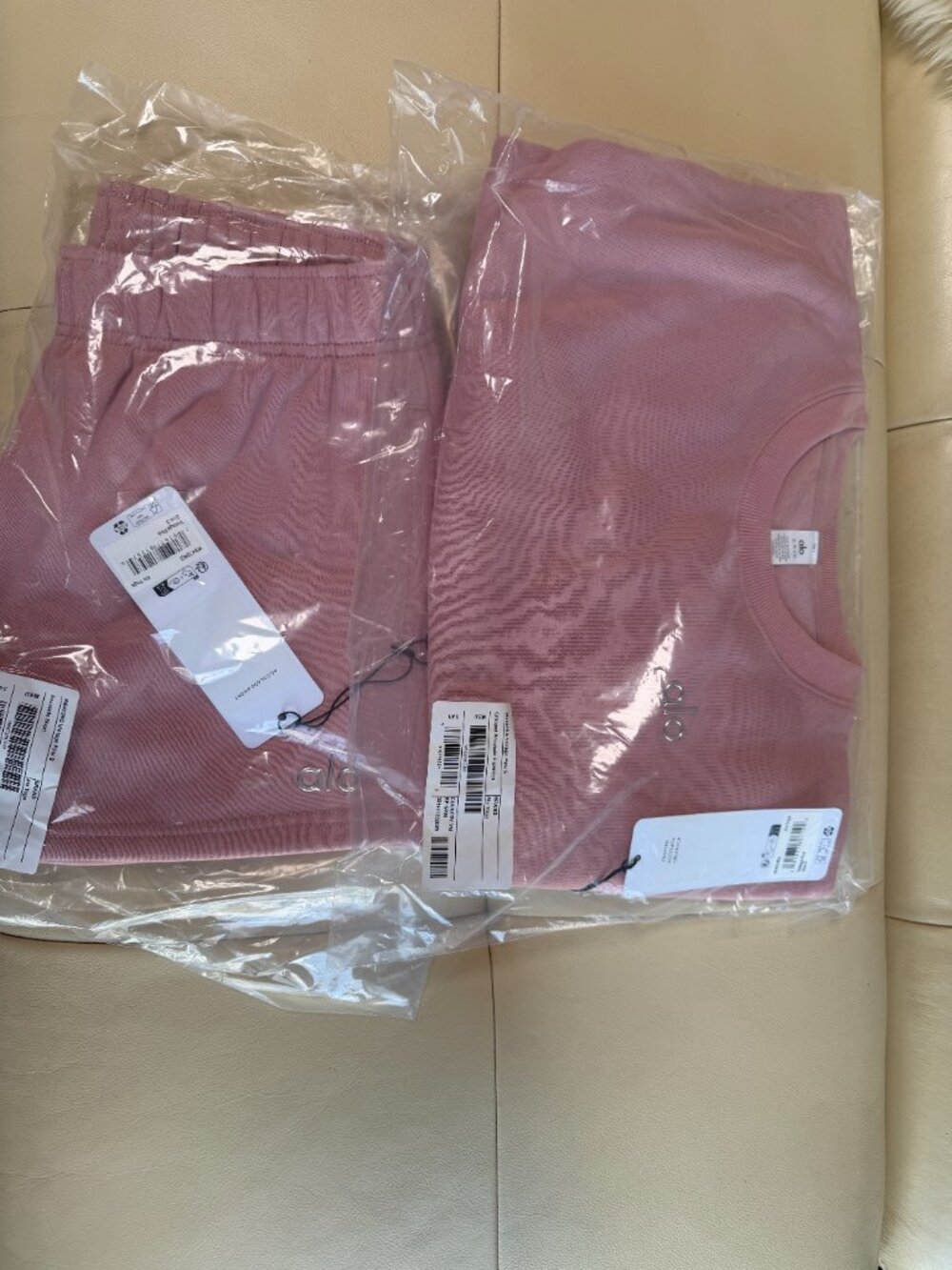 NWT Alo Yoga Accolade Pullover Sweatshirt Vintage Pink - Back to School Must Hav - Picture 5 of 6